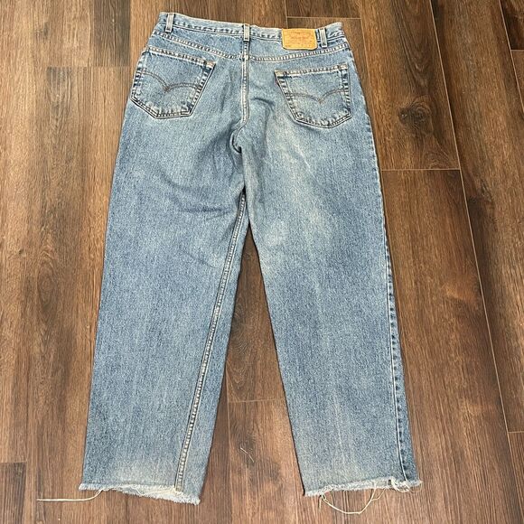 VINTAGE Levis Jeans Mens 36x32 Blue 550 Relaxed Fit Red Tab 90s Raw Hem - Picture 9 of 11